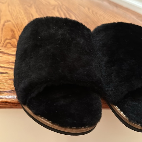Aquatalia leather/sheerling slippers;slides. Luxury brand Made In Italy 7.5 NWT - Picture 10 of 11